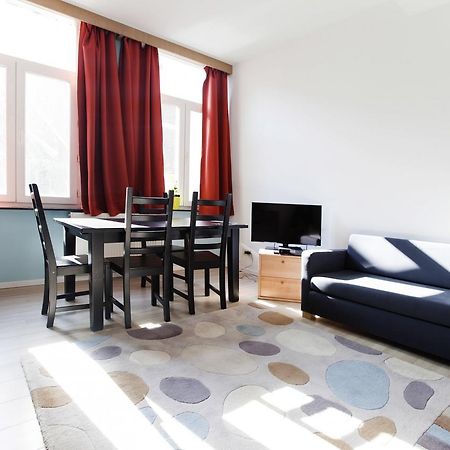 City Center Apartements Fourche Brussel Bagian luar foto